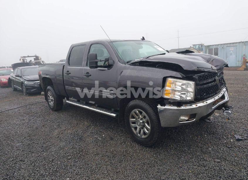 2011 Chevrolet Silverado 3500HD LT (VIN 1GC4K0C82BF164010) main photo