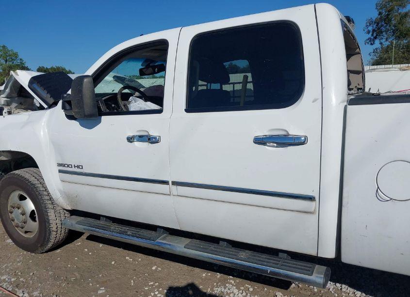 Photo 15 of 2014 Chevrolet Silverado 3500HD LT (VIN 1GC4K0C84EF129604)