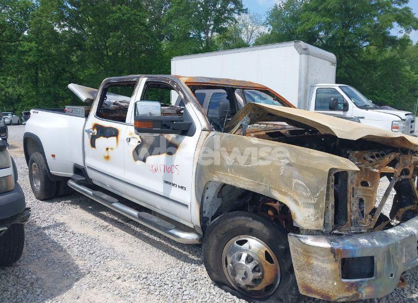 2015 Chevrolet Silverado 3500HD LTZ (VIN 1GC4K0C87FF536981) main photo