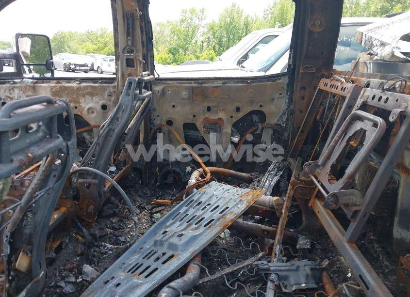 Photo 7 of 2015 Chevrolet Silverado 3500HD LTZ (VIN 1GC4K0C87FF536981)