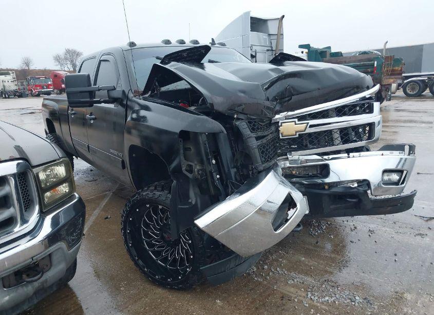 2011 Chevrolet Silverado 3500HD LT (VIN 1GC4K0C89BF237745) main photo