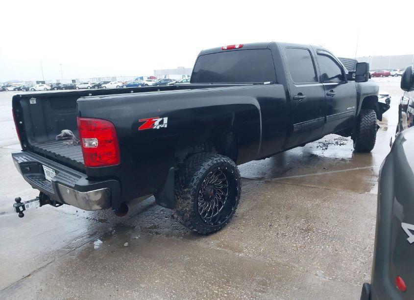 Photo 4 of 2011 Chevrolet Silverado 3500HD LT (VIN 1GC4K0C89BF237745)