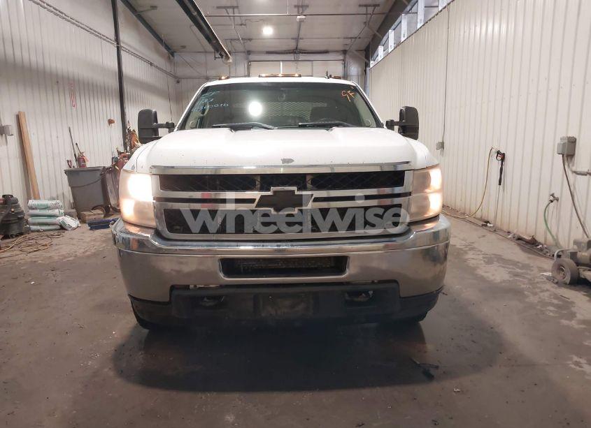 Photo 12 of 2011 Chevrolet Silverado 3500HD LT (VIN 1GC4K0CG4BF120629)