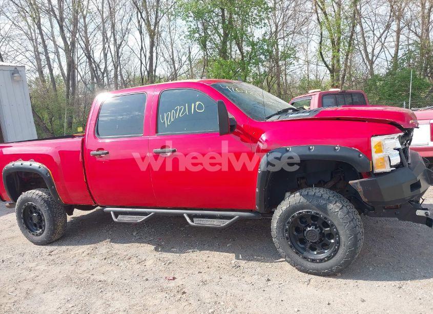 Photo 13 of 2011 Chevrolet Silverado 3500HD LT (VIN 1GC4K0CG8BF100125)