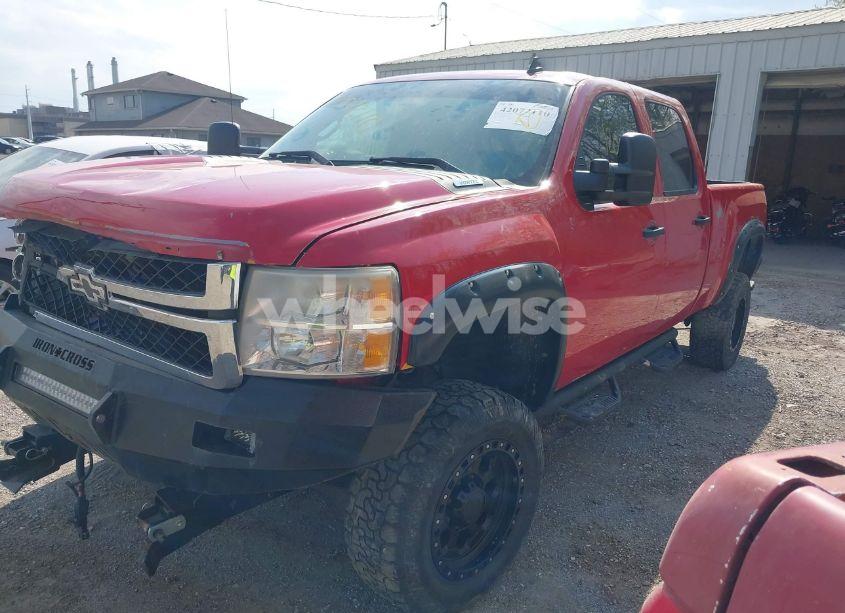 Photo 2 of 2011 Chevrolet Silverado 3500HD LT (VIN 1GC4K0CG8BF100125)