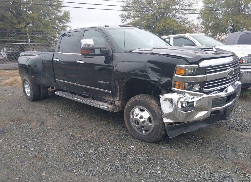 2018 Chevrolet Silverado 3500HD LTZ (VIN 1GC4K0CY5JF164839) main photo