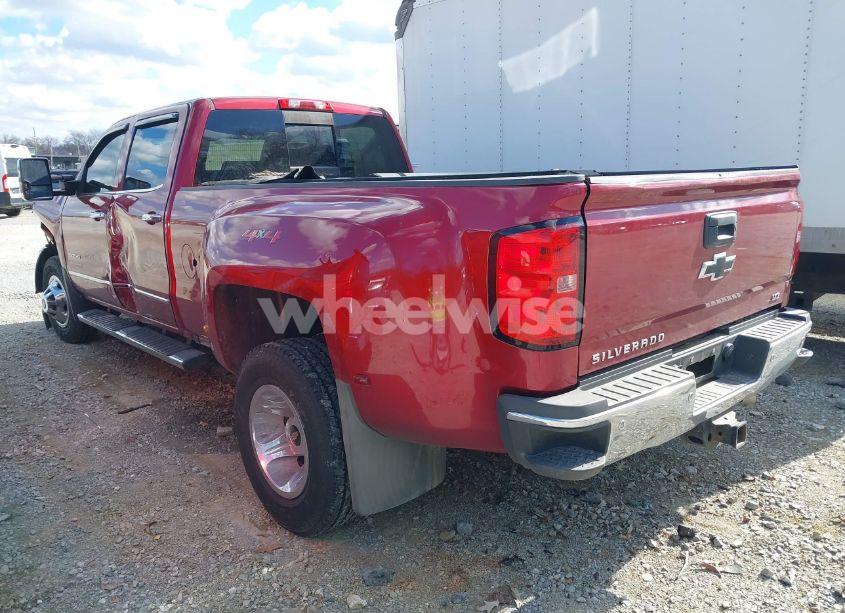 Photo 3 of 2018 Chevrolet Silverado 3500HD LTZ (VIN 1GC4K0CYXJF185265)