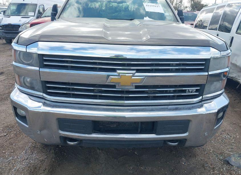 Photo 11 of 2015 Chevrolet Silverado 3500HD LTZ (VIN 1GC4K0E81FF115559)