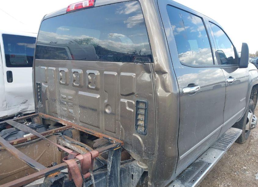 Photo 12 of 2015 Chevrolet Silverado 3500HD LTZ (VIN 1GC4K0E81FF115559)