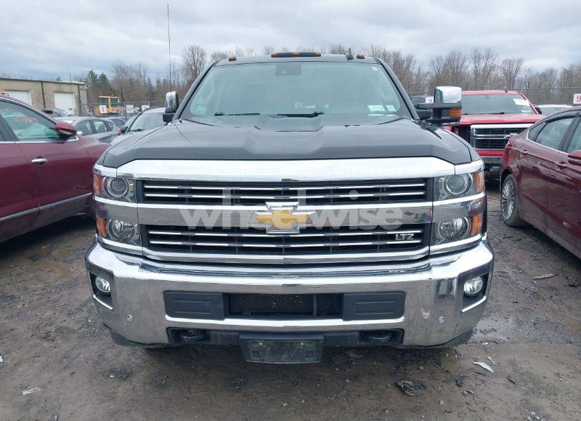 Photo 13 of 2015 Chevrolet Silverado 3500HD LTZ (VIN 1GC4K0E88FF637377)
