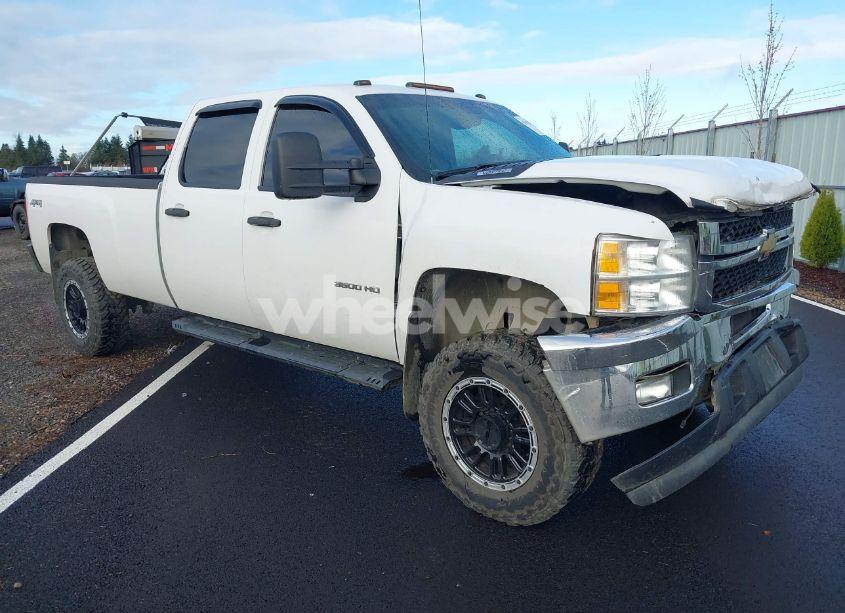 2014 Chevrolet Silverado 3500HD LT (VIN 1GC4K0EG7EF177876) main photo