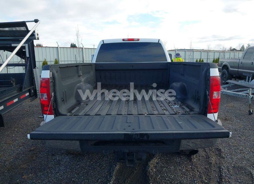 Photo 13 of 2014 Chevrolet Silverado 3500HD LT (VIN 1GC4K0EG7EF177876)