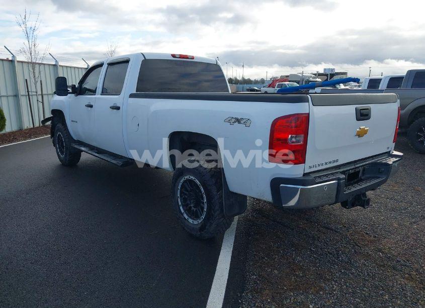 Photo 3 of 2014 Chevrolet Silverado 3500HD LT (VIN 1GC4K0EG7EF177876)