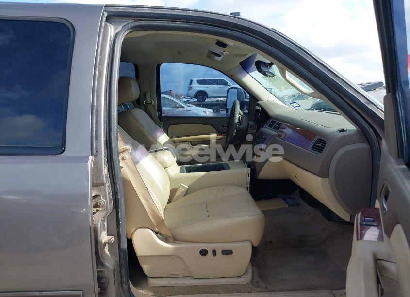 Photo 12 of 2012 Chevrolet Silverado 3500HD LTZ (VIN 1GC4K1C82CF175449)