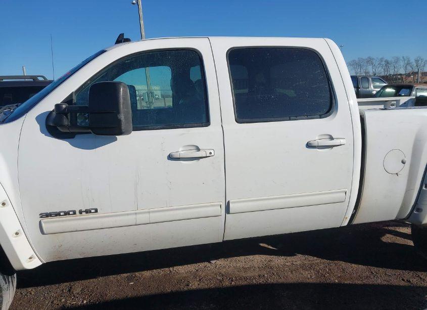 Photo 15 of 2011 Chevrolet Silverado 3500HD LTZ (VIN 1GC4K1C84BF136151)