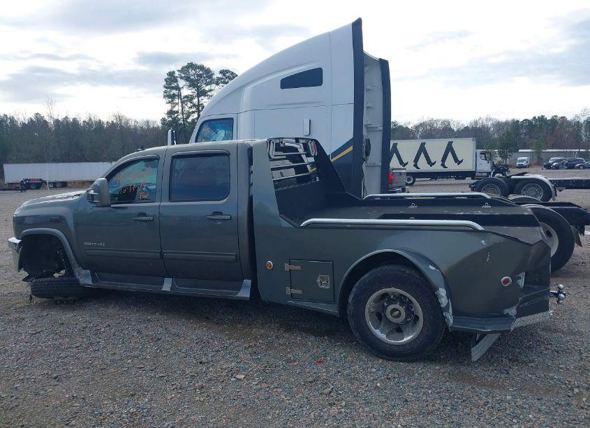 Photo 14 of 2011 Chevrolet Silverado 3500HD LTZ (VIN 1GC4K1C84BF177606)