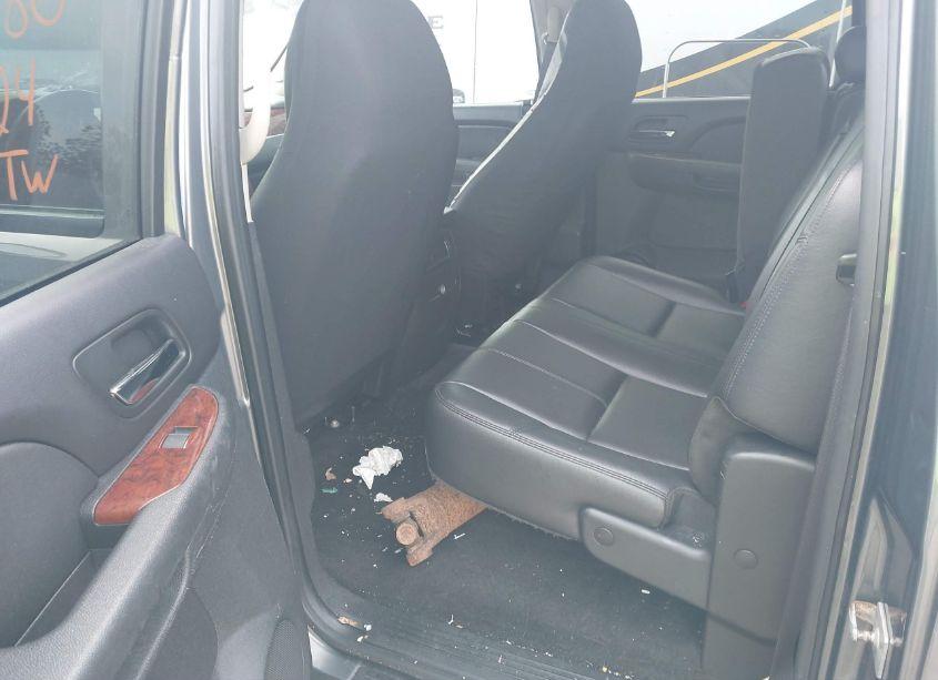 Photo 7 of 2011 Chevrolet Silverado 3500HD LTZ (VIN 1GC4K1C84BF177606)