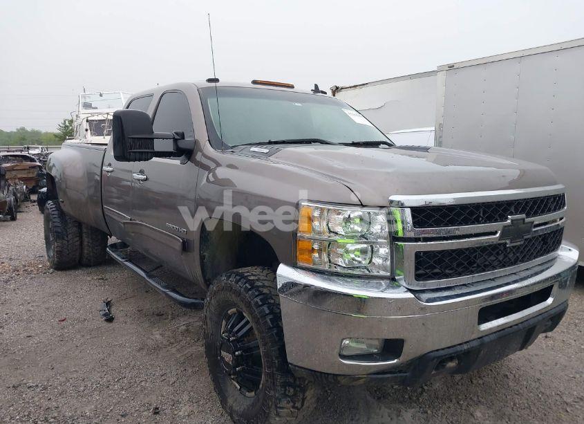 2011 Chevrolet Silverado 3500HD LTZ (VIN 1GC4K1C87BF200814) main photo