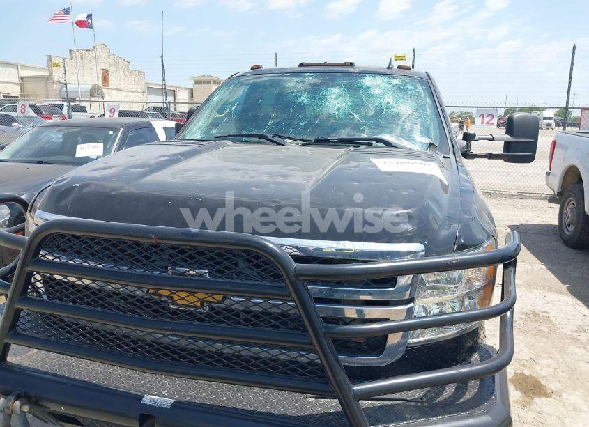 Photo 11 of 2012 Chevrolet Silverado 3500HD LTZ (VIN 1GC4K1C87CF231966)