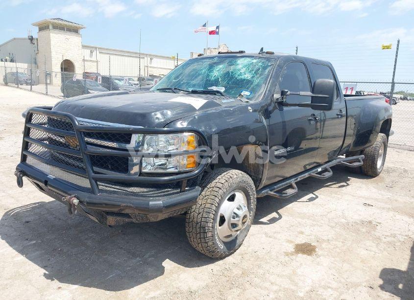 Photo 2 of 2012 Chevrolet Silverado 3500HD LTZ (VIN 1GC4K1C87CF231966)