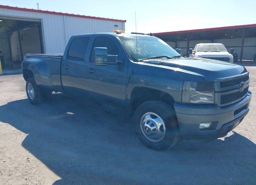 2013 Chevrolet Silverado 3500HD LTZ (VIN 1GC4K1C88DF207743) main photo
