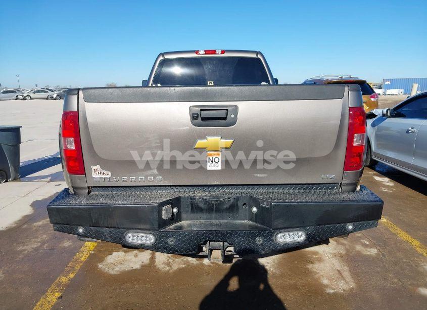 Photo 16 of 2013 Chevrolet Silverado 3500HD LTZ (VIN 1GC4K1C89DF132342)