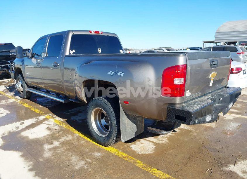 Photo 3 of 2013 Chevrolet Silverado 3500HD LTZ (VIN 1GC4K1C89DF132342)