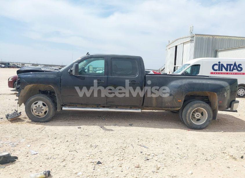 Photo 14 of 2012 Chevrolet Silverado 3500HD LTZ (VIN 1GC4K1C8XCF228060)