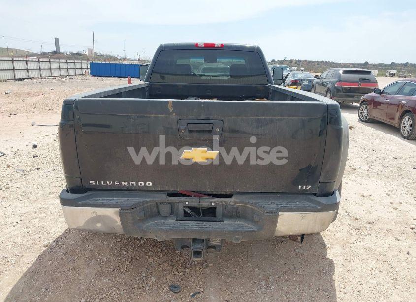 Photo 15 of 2012 Chevrolet Silverado 3500HD LTZ (VIN 1GC4K1C8XCF228060)