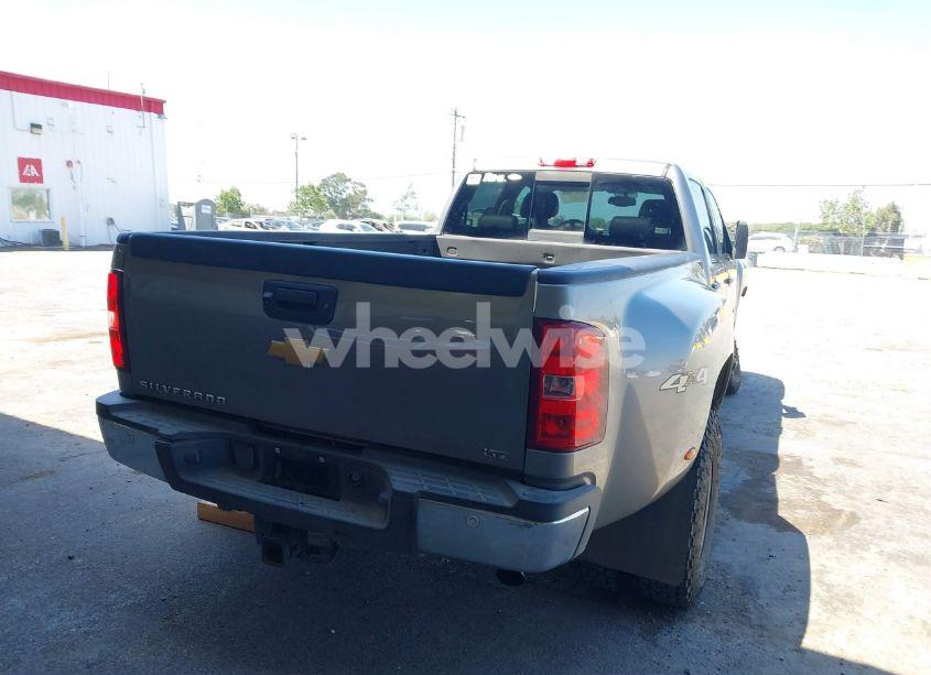 Photo 4 of 2013 Chevrolet Silverado 3500HD LTZ (VIN 1GC4K1CG3DF166395)