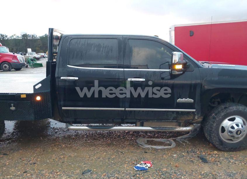 Photo 13 of 2016 Chevrolet Silverado 3500HD HIGH COUNTRY (VIN 1GC4K1E81GF232999)