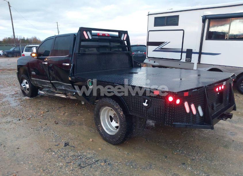 Photo 3 of 2016 Chevrolet Silverado 3500HD HIGH COUNTRY (VIN 1GC4K1E81GF232999)