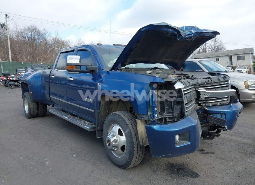 2015 Chevrolet Silverado 3500HD HIGH COUNTRY (VIN 1GC4K1E82FF594855) main photo