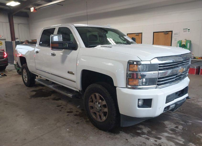 2015 Chevrolet Silverado 3500HD HIGH COUNTRY (VIN 1GC4K1E86FF585320) main photo