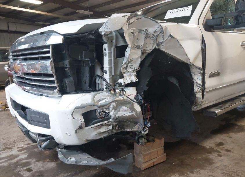 Photo 11 of 2015 Chevrolet Silverado 3500HD HIGH COUNTRY (VIN 1GC4K1E86FF585320)
