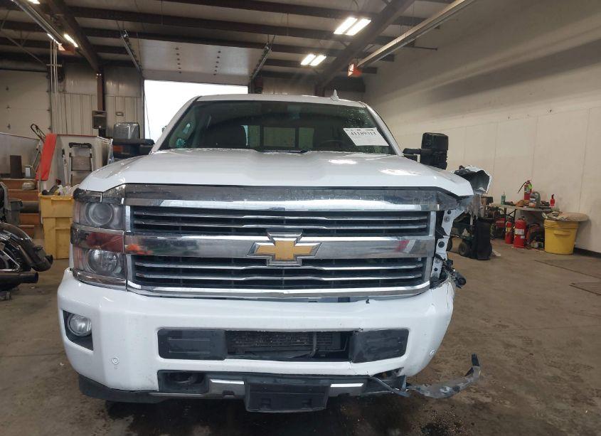 Photo 14 of 2015 Chevrolet Silverado 3500HD HIGH COUNTRY (VIN 1GC4K1E86FF585320)