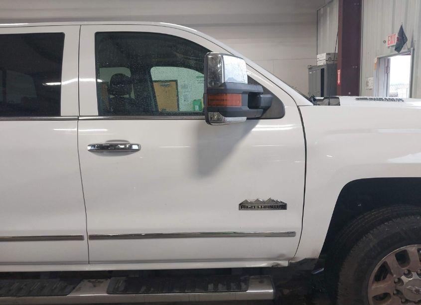 Photo 15 of 2015 Chevrolet Silverado 3500HD HIGH COUNTRY (VIN 1GC4K1E86FF585320)