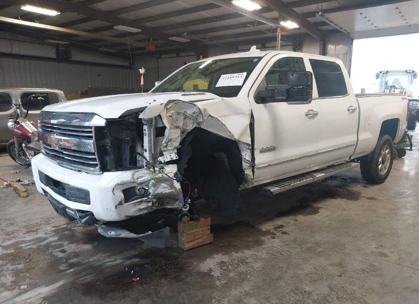 Photo 2 of 2015 Chevrolet Silverado 3500HD HIGH COUNTRY (VIN 1GC4K1E86FF585320)