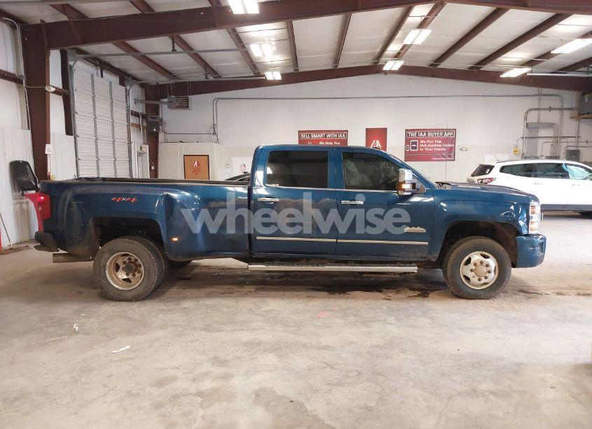 Photo 17 of 2018 Chevrolet Silverado 3500HD HIGH COUNTRY (VIN 1GC4K1EY0JF284292)