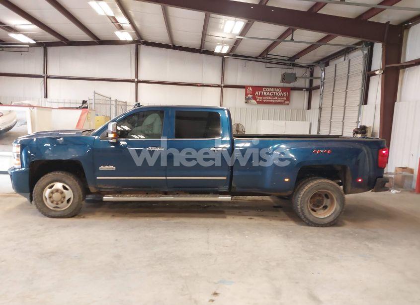 Photo 18 of 2018 Chevrolet Silverado 3500HD HIGH COUNTRY (VIN 1GC4K1EY0JF284292)