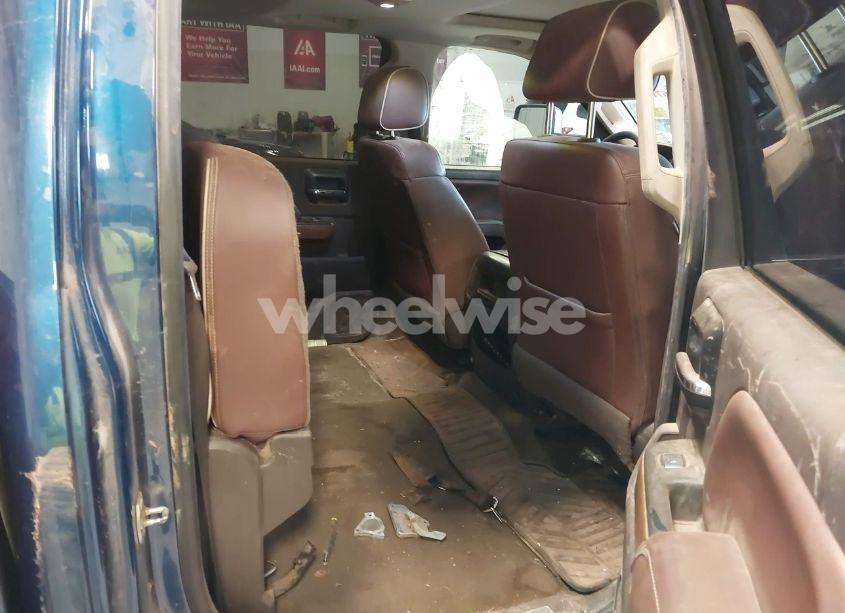 Photo 7 of 2018 Chevrolet Silverado 3500HD HIGH COUNTRY (VIN 1GC4K1EY0JF284292)