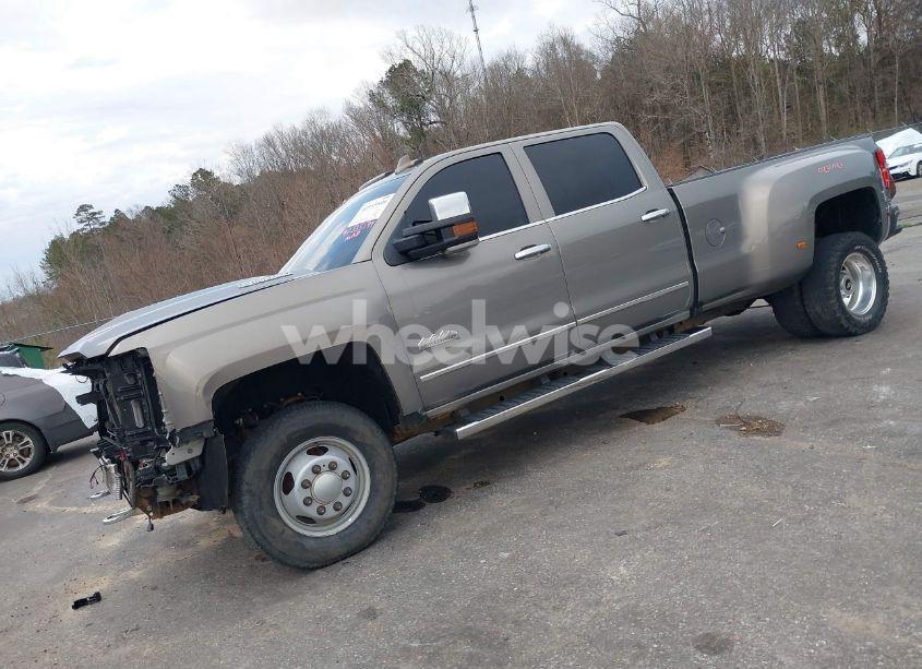 Photo 2 of 2017 Chevrolet Silverado 3500HD HIGH COUNTRY (VIN 1GC4K1EY1HF118468)