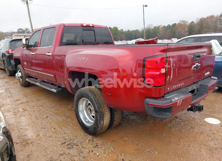 Photo 3 of 2018 Chevrolet Silverado 3500HD HIGH COUNTRY (VIN 1GC4K1EY9JF234975)