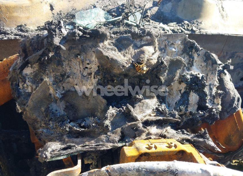 Photo 6 of 2017 Chevrolet Silverado 3500HD HIGH COUNTRY (VIN 1GC4K1EYXHF203938)