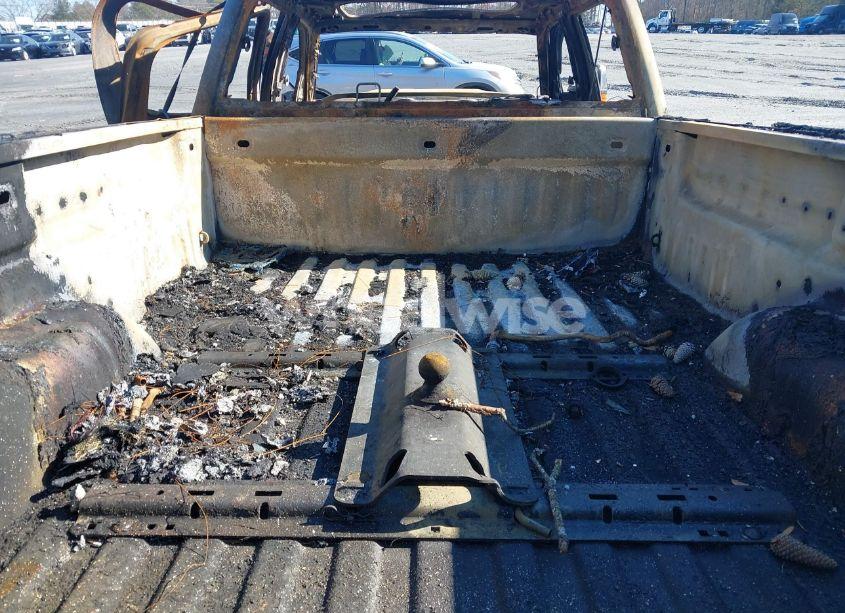 Photo 8 of 2017 Chevrolet Silverado 3500HD HIGH COUNTRY (VIN 1GC4K1EYXHF203938)