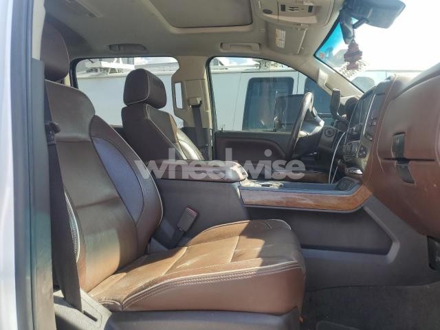 Photo 4 of 2018 CHEVROLET SILVERADO K3500 HIGH COUNTRY (VIN 1GC4K1EYXJF259545)