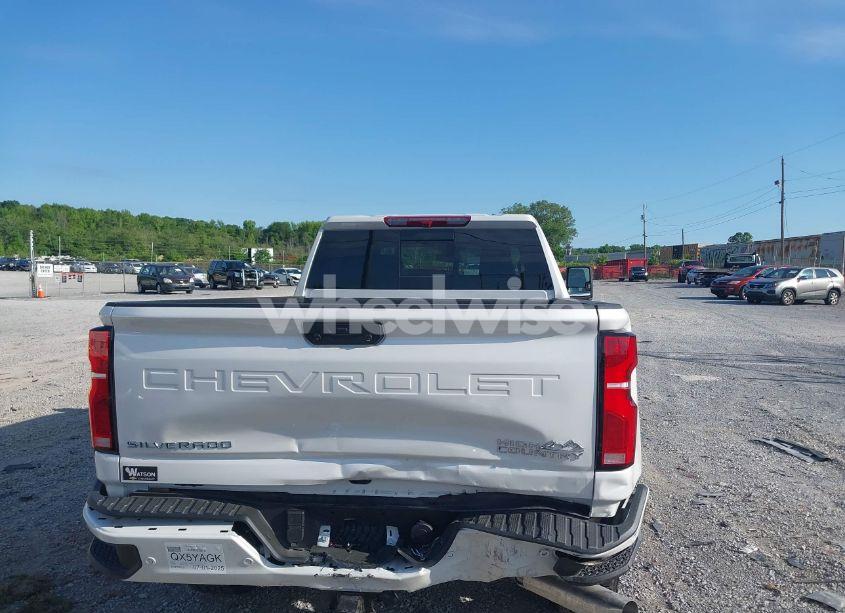 Photo 15 of 2025 Chevrolet Silverado 2500HD 4WD STANDARD BED HIGH COUNTRY (VIN 1GC4KREY6SF238336)