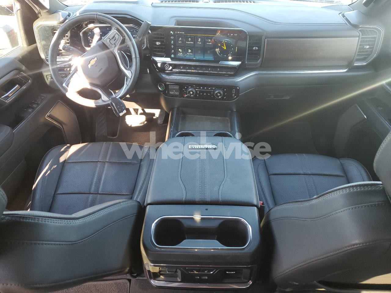 Photo 8 of 2025 CHEVROLET SILVERADO K2500 HIGH COUNTRY (VIN 1GC4KREY7SF105598)