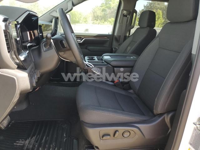 Photo 12 of 2025 CHEVROLET SILVERADO K3500 LT (VIN 1GC4KTEY1SF151022)