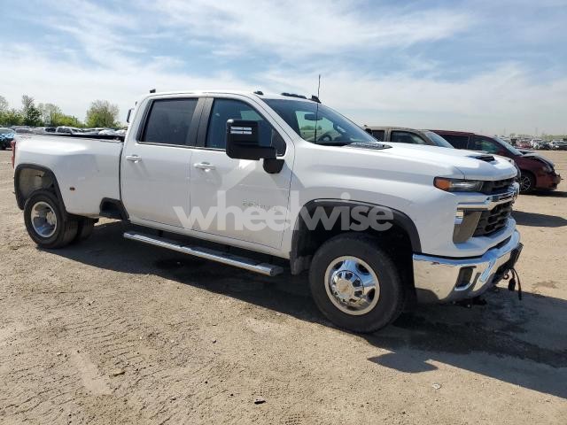 Photo 7 of 2025 CHEVROLET SILVERADO K3500 LT (VIN 1GC4KTEY1SF151022)